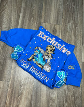 Load image into Gallery viewer, Exclusive Betty Sweatshirt